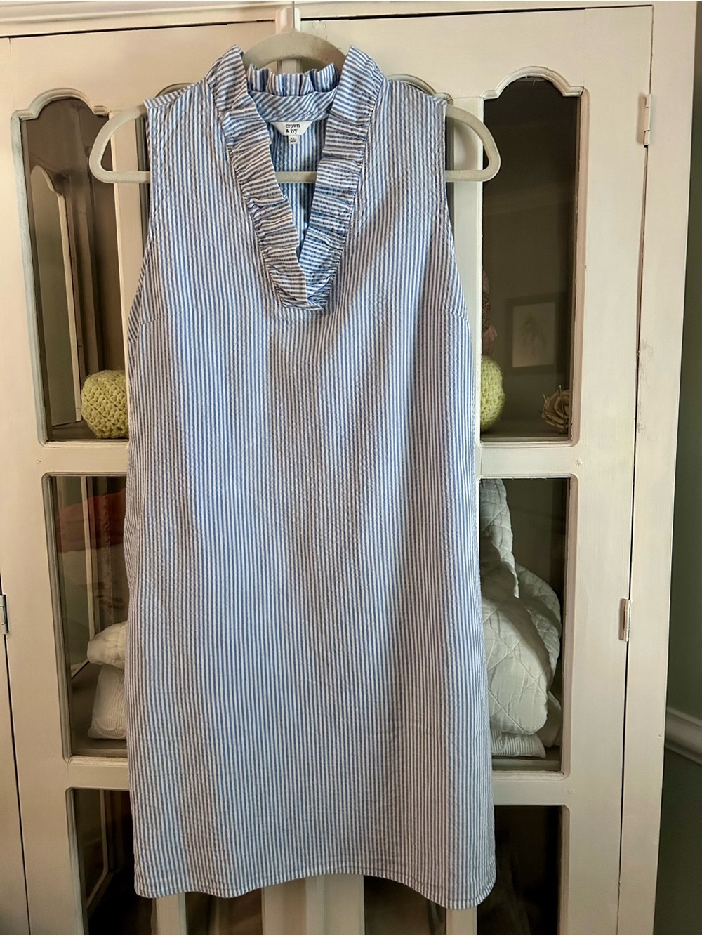 Crown and Ivy Sleeveless Blue & White seersucker Pinstripe Shift Dress XL